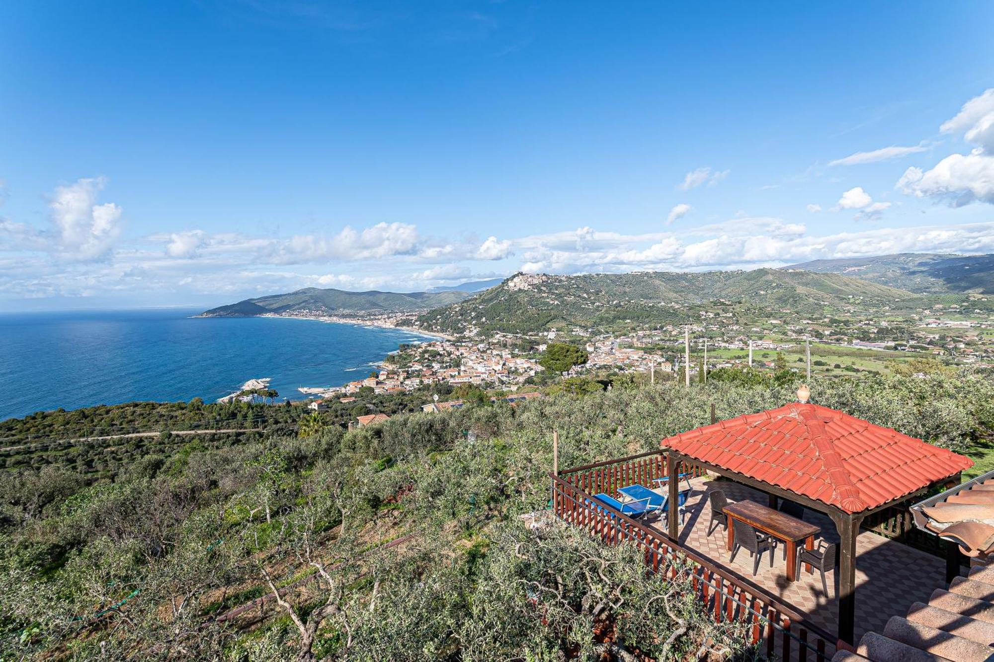 Апартаменты Bellezza In Cilento Panoramic Apts Кастеллабате Экстерьер фото