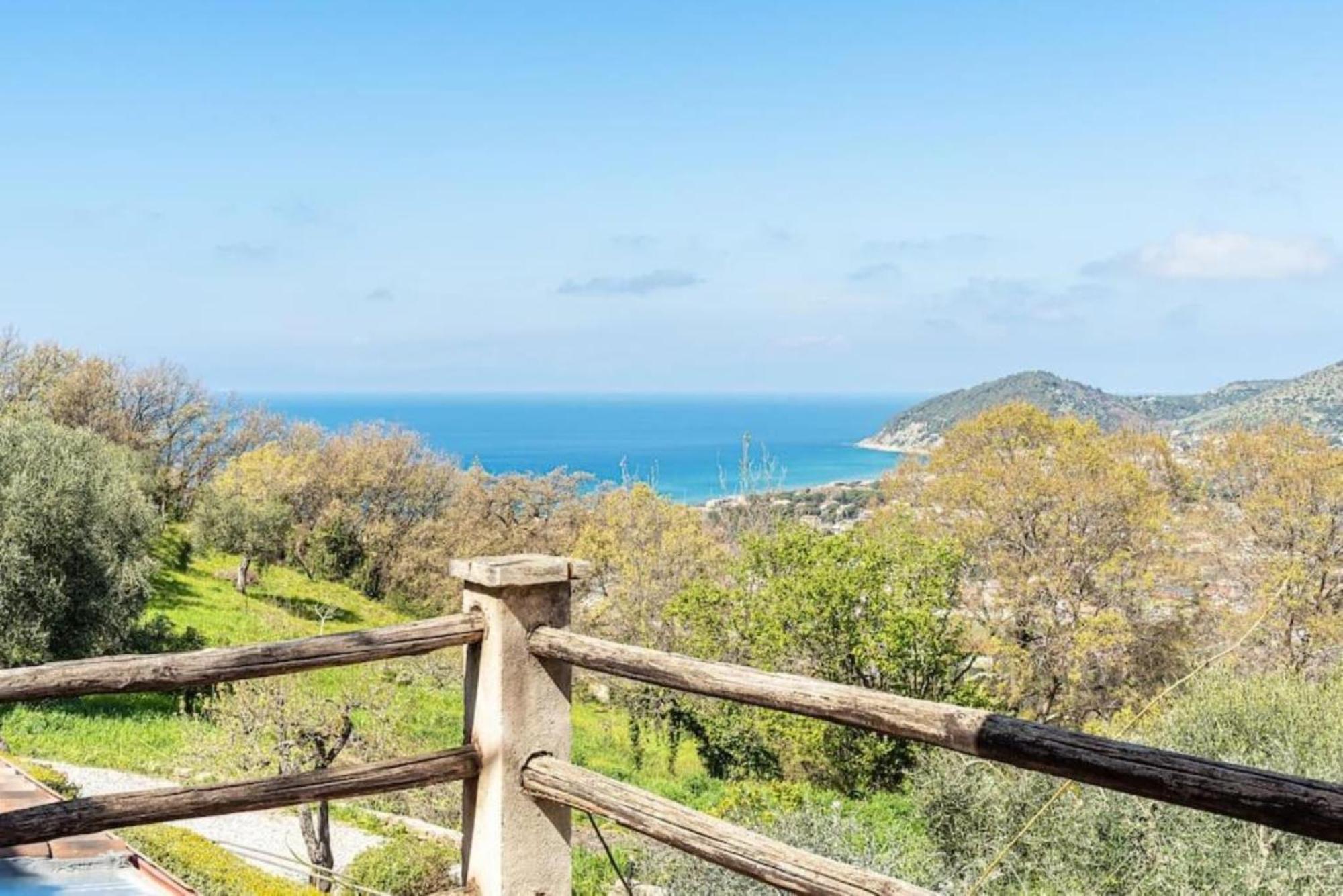 Bellezza In Cilento Panoramic Apts Кастеллабате Экстерьер фото