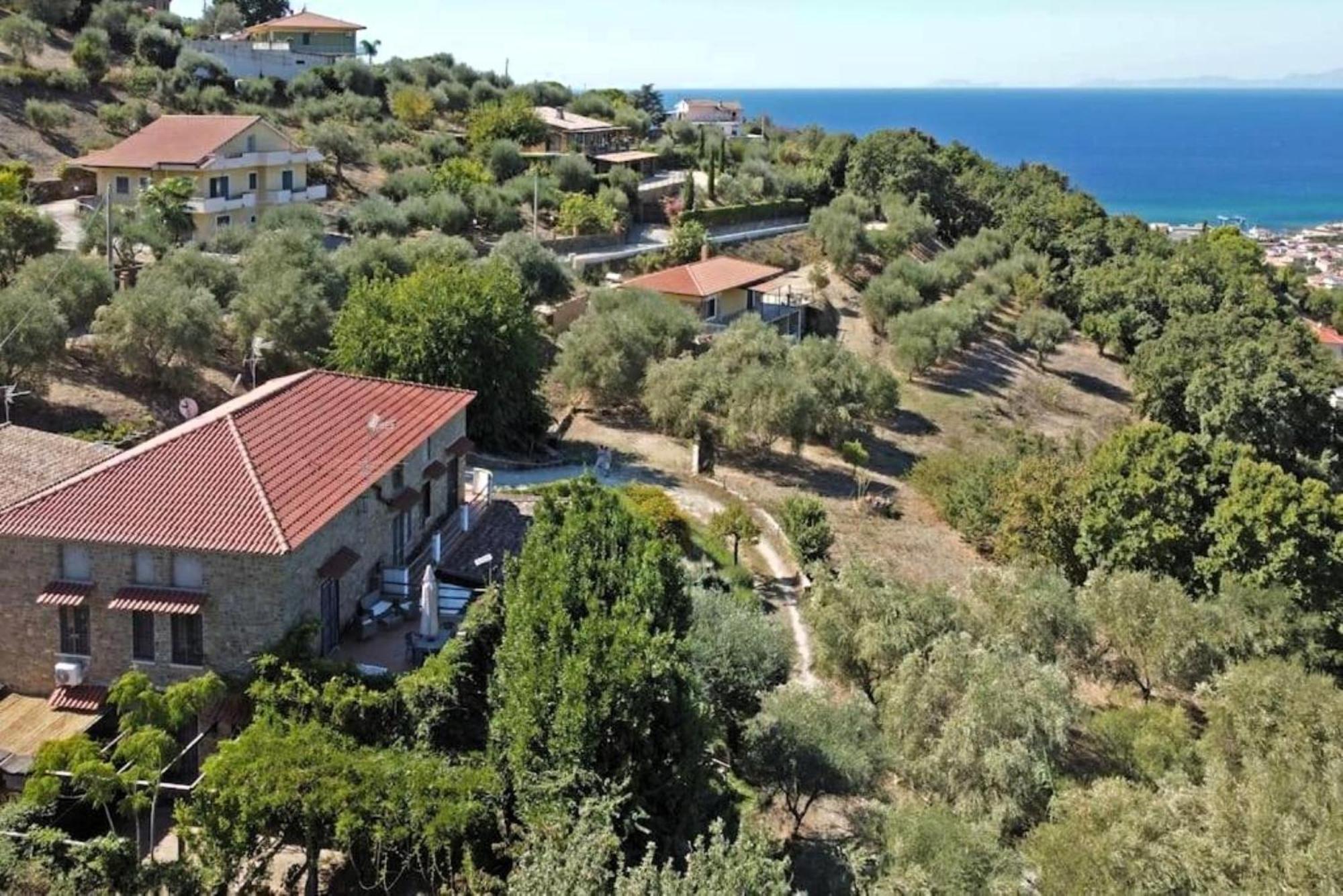 Bellezza In Cilento Panoramic Apts Кастеллабате Экстерьер фото