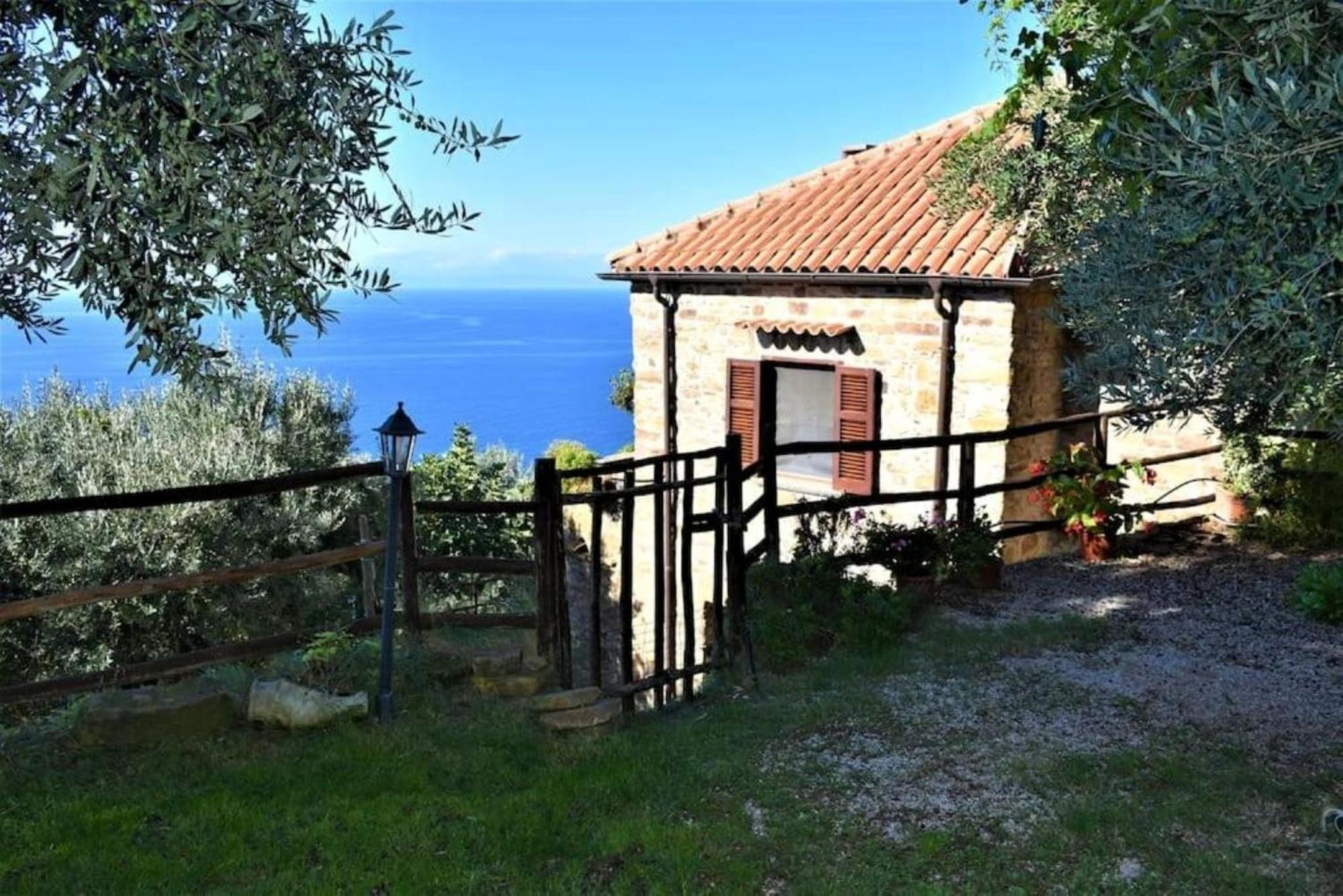 Bellezza In Cilento Panoramic Apts Кастеллабате Экстерьер фото